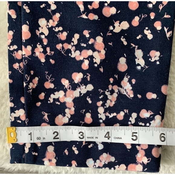 Club Monaco Blue with a pink floral pattern Straight pants size 2 - Picture 12 of 15